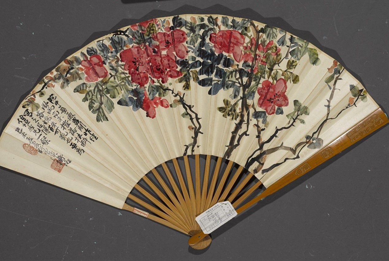 <h2>蔷薇</h2><p>作者：陈师曾</p><p>创作年代：1919年</p><p>规格：29.4cm×69.5cm </p><p>品类：中国画</p>
